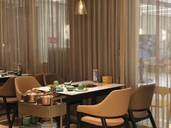 -润园四季椰子鸡火锅(卓越INTOWN店)