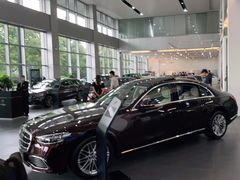-奔驰上海利星(七宝店)