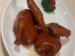 烤乳鸽-利苑酒家(华熙国际店)