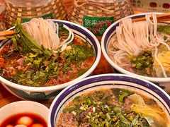 -云阿蛮云南生烫牛肉米线(奉贤路店)