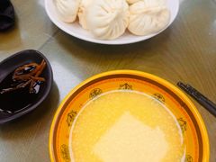 -四平包子铺