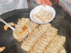 -小街锅贴(护国寺店)