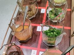 -红鼎豆捞·非遗鲍皇汤火锅(宝丰路店)