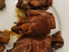 红烧猪蹄-晶丽香榭自助餐(南京大饭店)