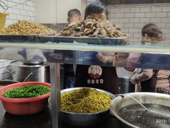 -覃肥叔桂林米粉(粮道街店)