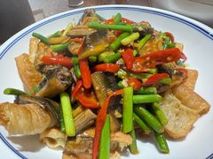 油条烩鳝鱼-董府·古宅餐厅