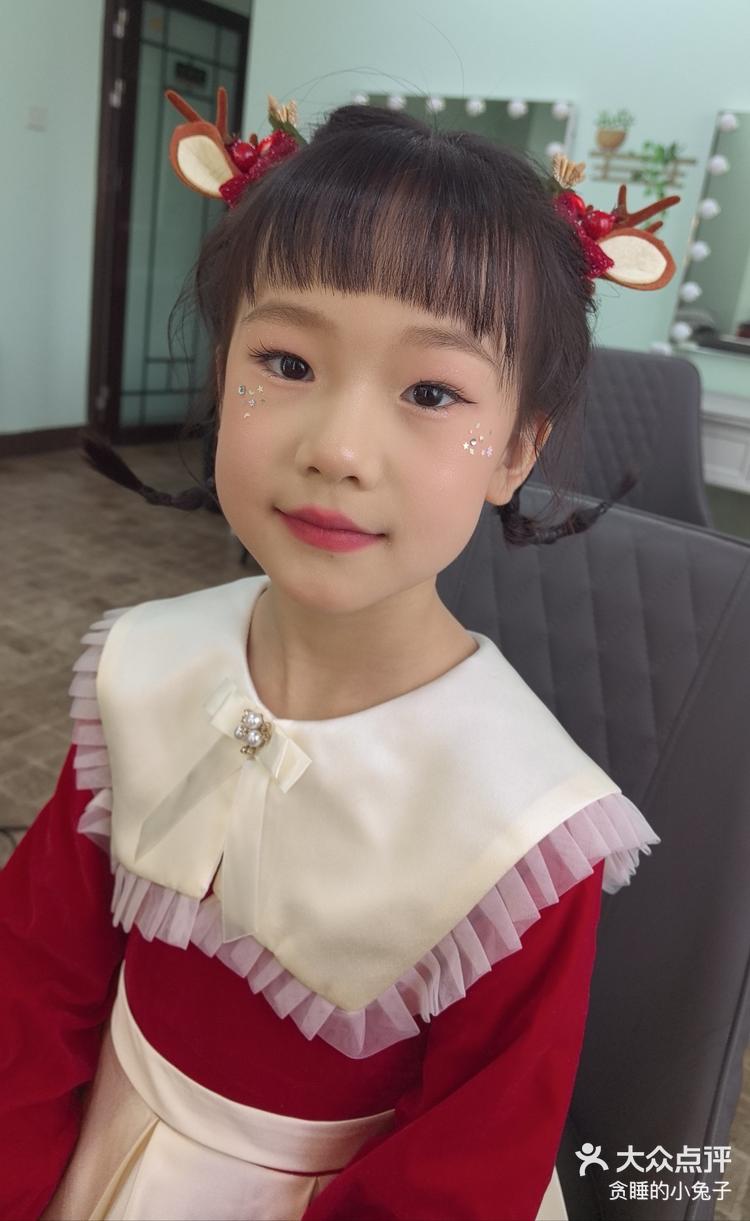 小朋友舞台表演妆