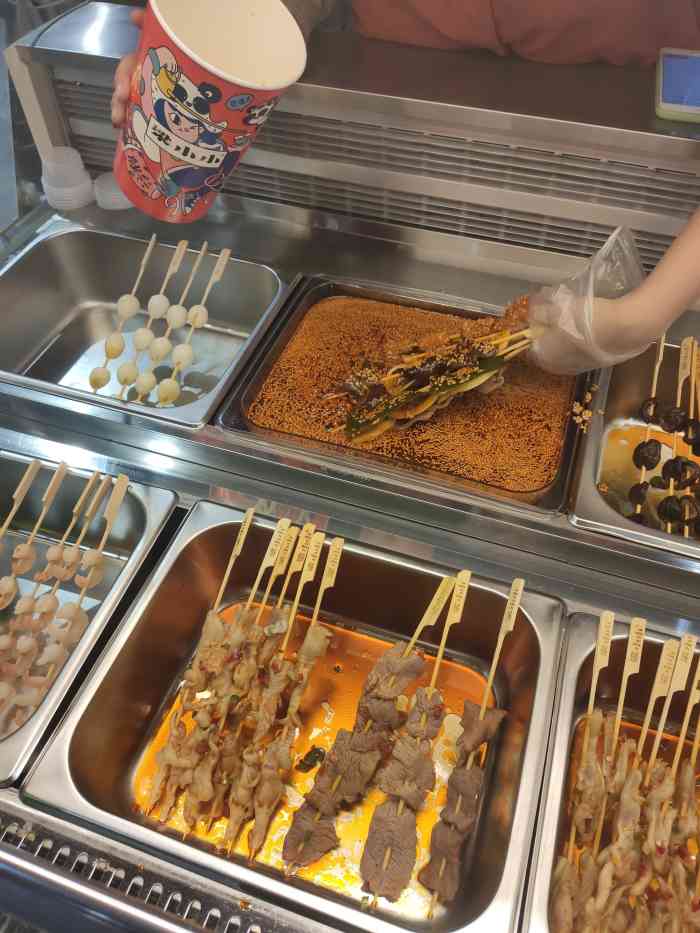 梁小小·藤椒串串(东部银泰店)-"梁小小·藤椒串串位于东部银泰城里面