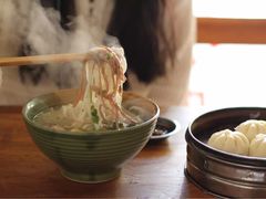 -巍山火巴肉饵丝(大理古城店)