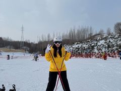 -亚布力新体委滑雪场