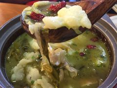 -周鱼小馆石锅酸菜鱼(活力汇店)