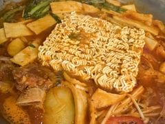 -喇喇排骨火锅·传统韩式脊骨汤(望京西园总店)