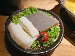 -湊湊火锅·茶憩(杭州湖滨银泰in77店)