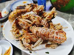 -四川小胡子海鲜(丁村万人海鲜广场店)