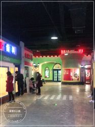 -成都星期8小镇(江宁南路店)