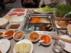 -海底捞火锅(宝龙广场夜宵主题店)