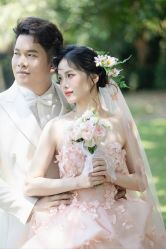 -挪娅婚纱摄影皇家会所