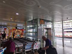 -麦当劳(三亚凤凰机场店)