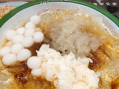 乐山三鲜冰粉-甜心闲生传统手工冰粉(人民广场店)