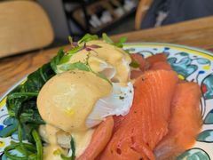 三文鱼班尼迪克-Alimentari早午餐(安福路店)