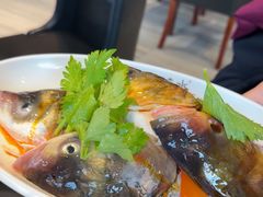 -忘情水鱼头·鲜鱼火锅(滨江中路店)