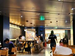 -星巴克臻选(国贸商城首店)