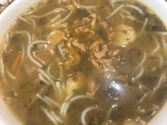 -老前童小吃(北明程路店)