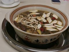 -土连锅·现熬养生汤锅(梁家巷店)