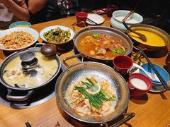 -吃饭皇帝大土家民族菜(正大广场店)