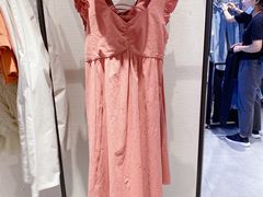 -URBAN REVIVO(七宝领展广场店)