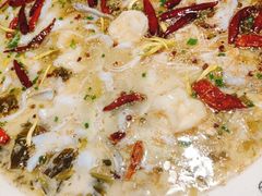 -江渔儿酸菜鱼·拔草餐厅(虎门君乐汇店)