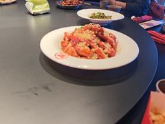 -肥肥虾庄·金牌油焖大虾(杨园滨江时代walk店)