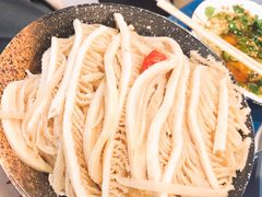 -马路边边串串香形象店(磐石路店)