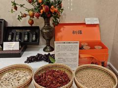 -汗腾格里·风味餐厅(新疆驻京办店)