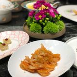 品鉴珍馐佳肴，尽享茶艺之美