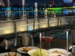 -MONICH牛排融合餐厅(和义大道购物中心店)