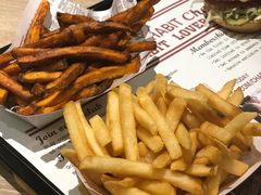 -The Habit Burger Grill 哈比特汉堡(爱琴海店)
