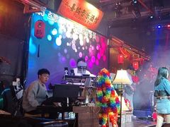 -喜鹊音乐酒馆(西街店)