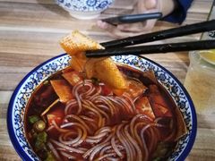 -老字号杨坡红油米线腊汁肉夹馍(东四道巷店)