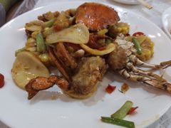 年糕爆炒香辣蟹-探秘12时海鲜生蚝排档