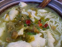 -周鱼小馆石锅酸菜鱼(活力汇店)