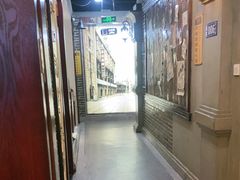 -东口码头·烧鸽子·鱼头泡饼·地方菜(金鹰悦城店)