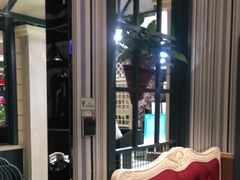 -高第街56号餐厅(银座商城玉函店)
