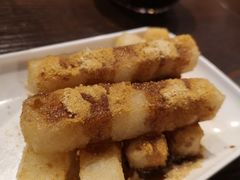 -爆炸头阿姨小四川正宗川味小吃(无任何分店)