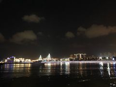 -万绿园