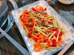 -乐山食古香跷脚牛肉