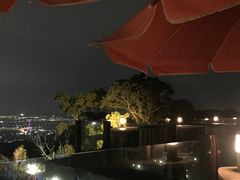 -草山夜未眠景观餐厅