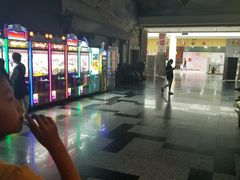 -左岸国际电影城(泉汇购物广场店)