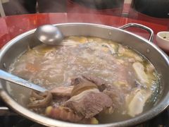 -老石黑山羊毛驴肉火锅(金凯广场店)