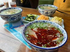 -伊穆祥牛肉面总店·清真